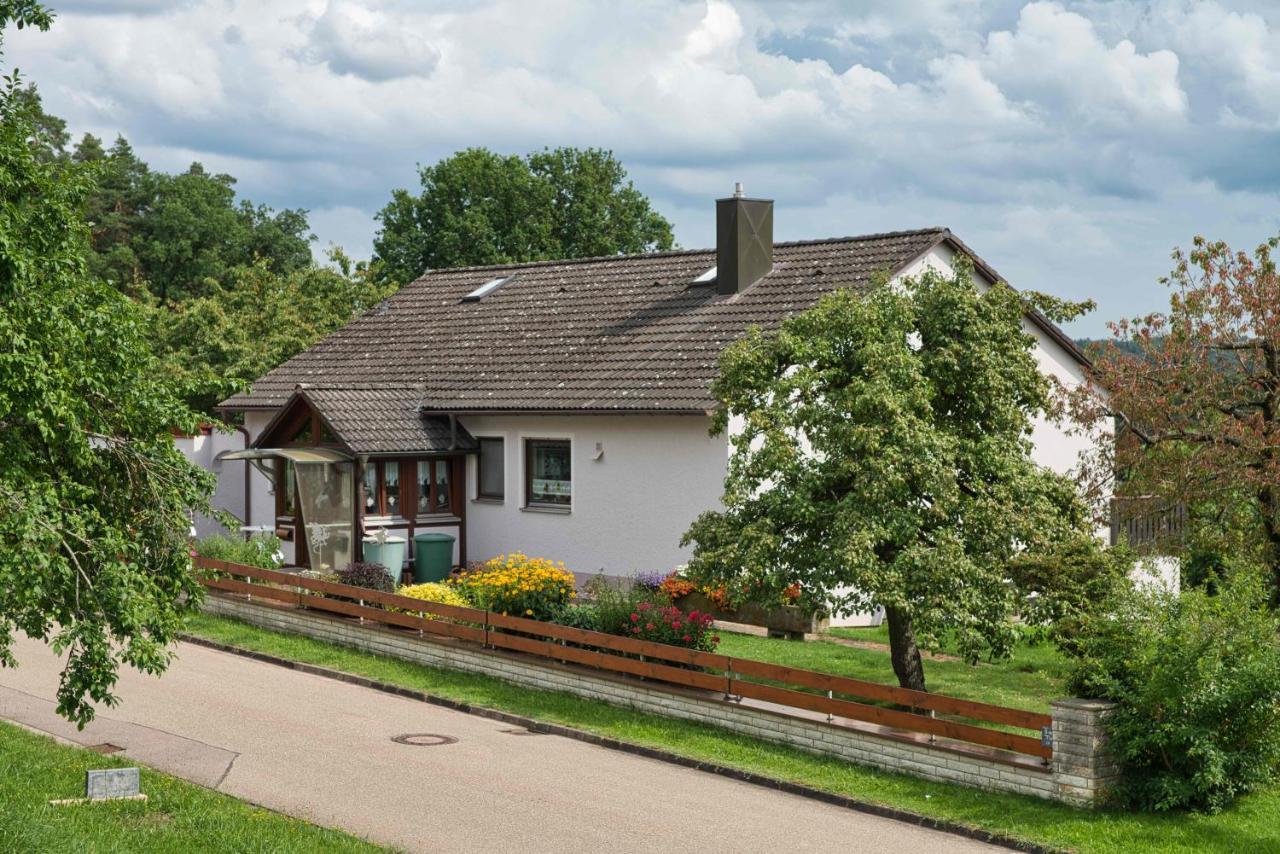 Ferienwohnung Werner Mit Terrasse Haundorf エクステリア 写真